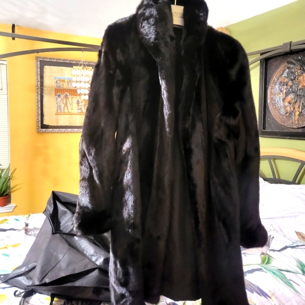 Chic Black Faux Fur Coat